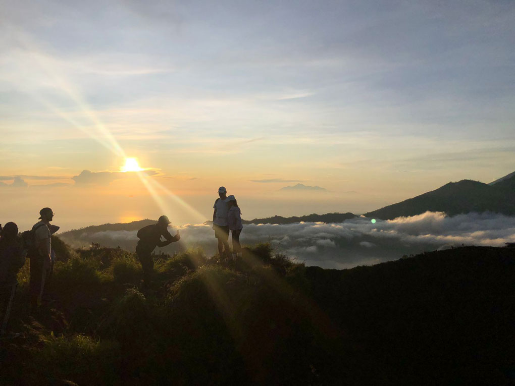 Guides to Enjoy Mount Batur Sunrise Trekking